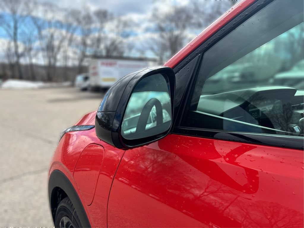 New 2027 Chevrolet Bolt RS w/ Technology Package FWD image 25