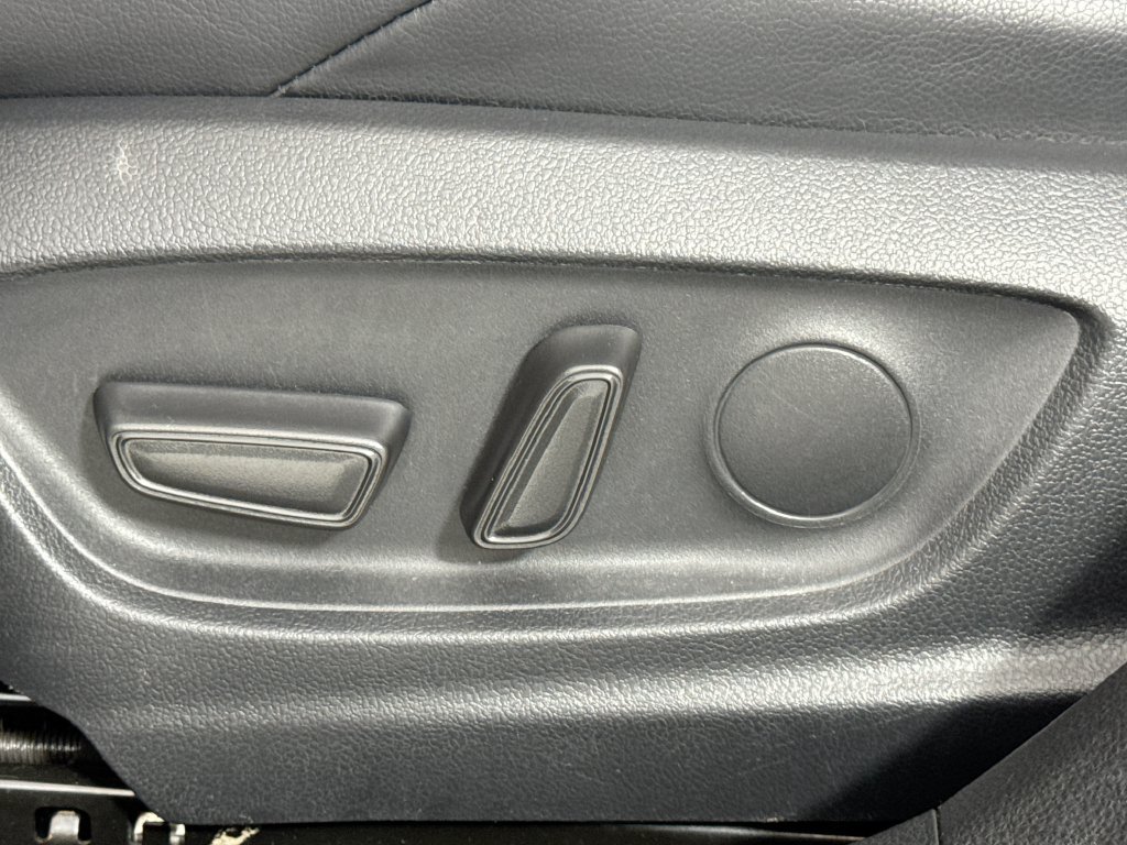 Used 2023 Toyota Corolla XSE w/ Carpet Mat Package (TMS) FWD image 14