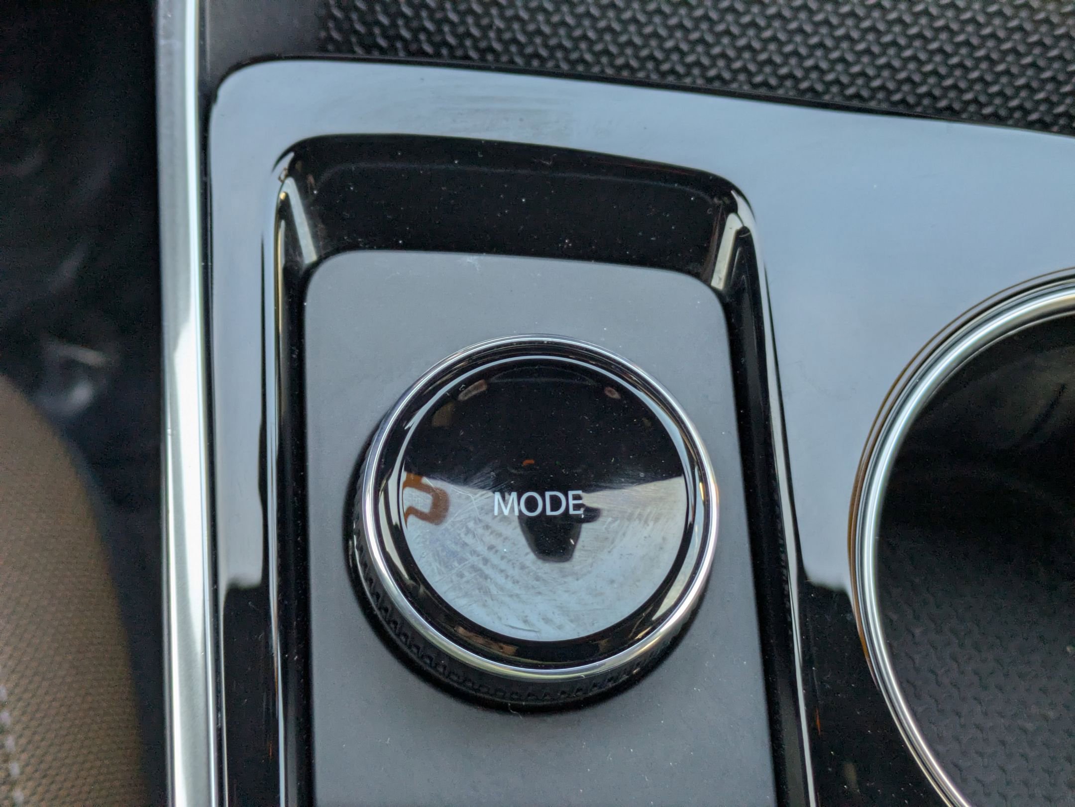 Used 2025 Chevrolet Equinox ACTIV w/ Safety and Technology Package image 17