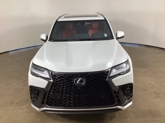 Used 2025 Lexus LX 700h F Sport w/ Accessory Package (Z1) AWD/4WD image 2
