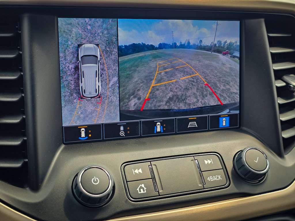 Used 2023 GMC Acadia Denali w/ Denali Technology Package AWD/4WD image 30