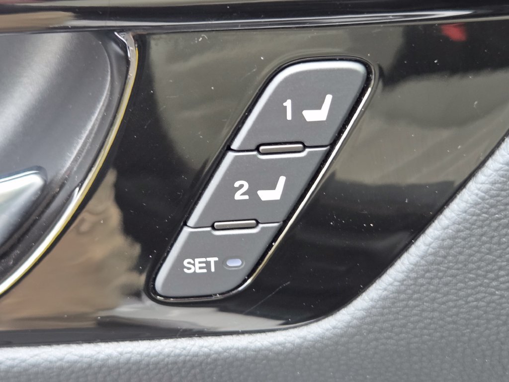Used 2024 Honda CR-V Sport Touring image 13