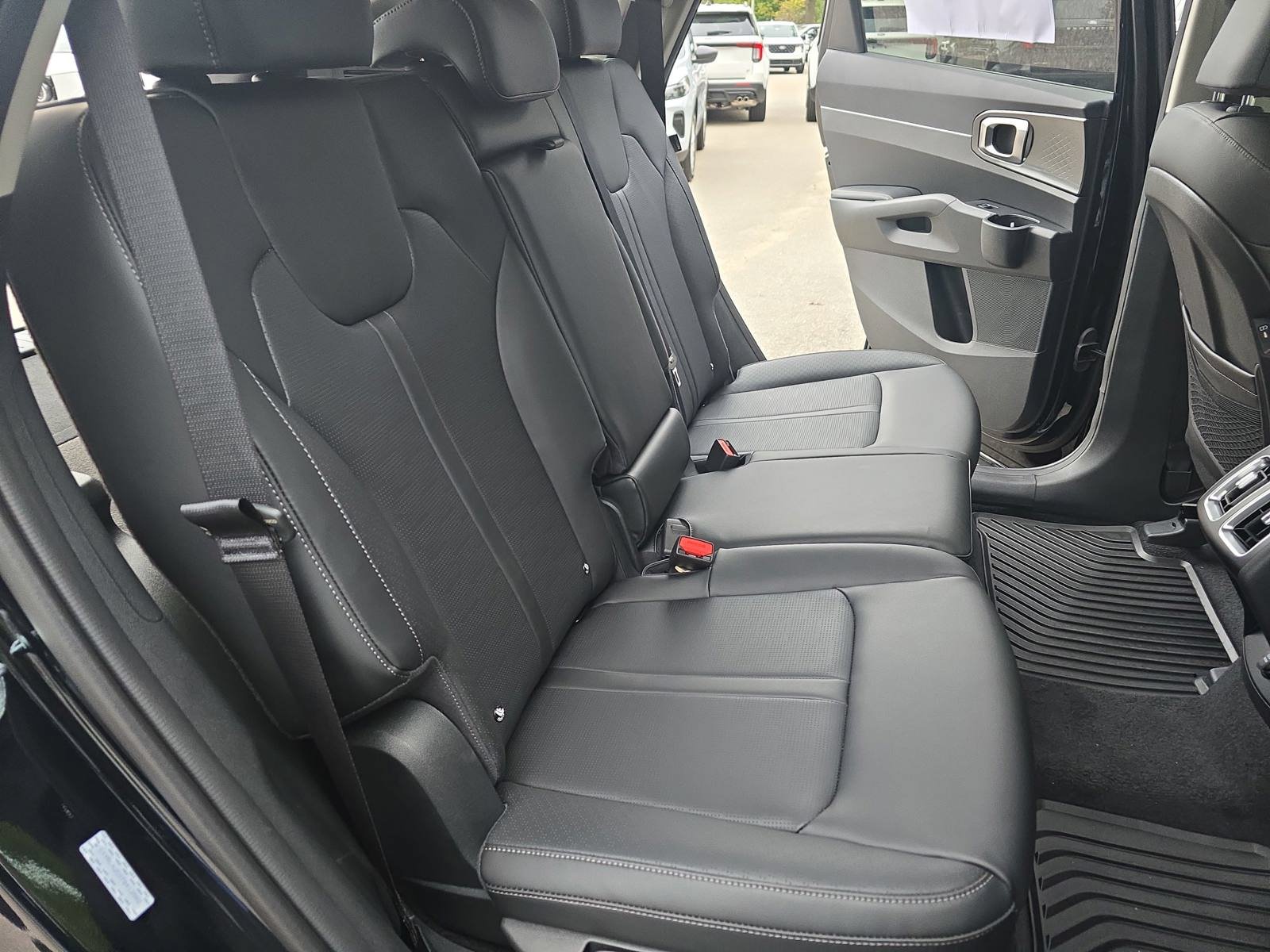 New 2026 Kia Sorento S w/ S Panoramic Sunroof Package FWD image 11