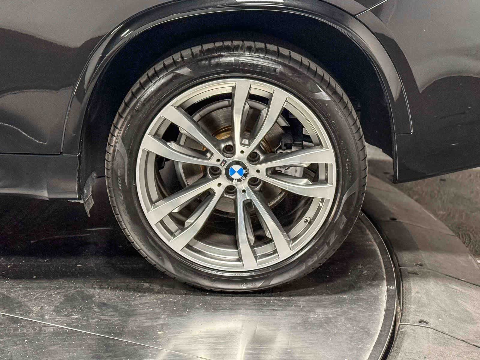 Used 2018 BMW X5 xDrive35i w/ M Sport Package AWD/4WD image 7