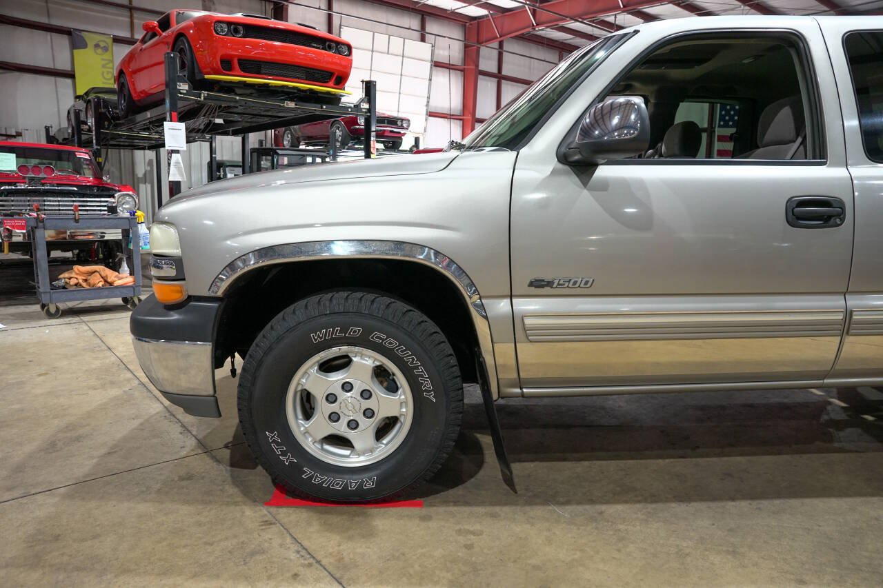 Used 2000 Chevrolet Silverado 1500 LS AWD/4WD image 3