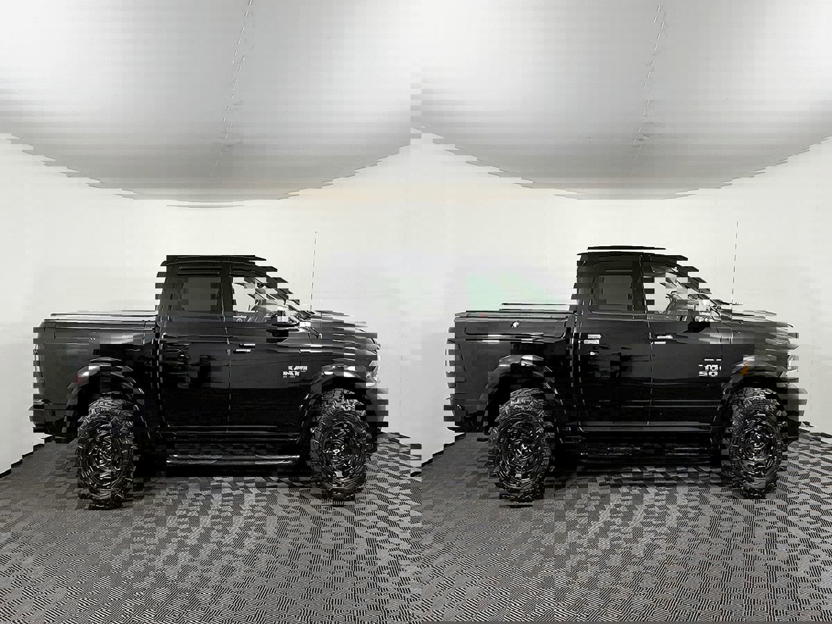 Used 2015 RAM 1500 Laramie Limited image 7