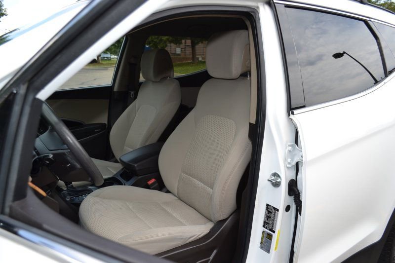 Used 2015 Hyundai Santa Fe Sport w/ Option Group 02 image 24