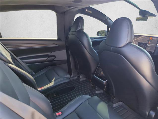 Used 2022 Tesla Model X Plaid image 21