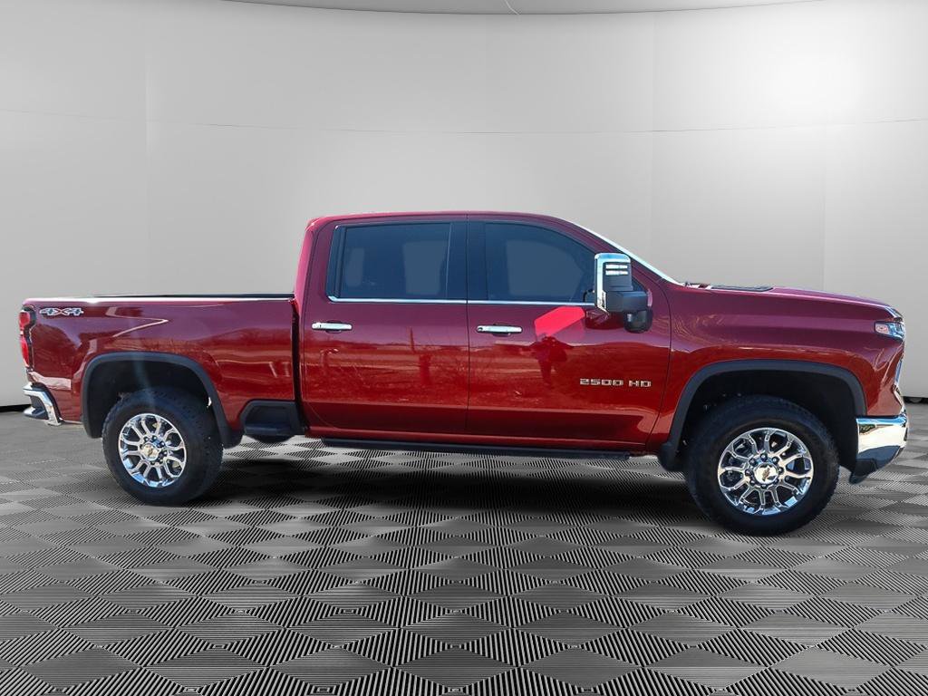 Used 2025 Chevrolet Silverado 2500 LTZ w/ LTZ Premium Package image 7