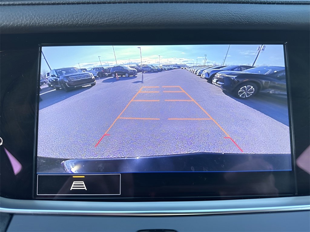 Used 2025 Cadillac XT5 Premium Luxury image 31