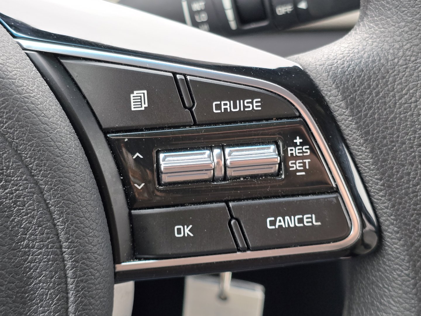 Used 2020 Kia Sportage LX w/ LX Popular Package image 11