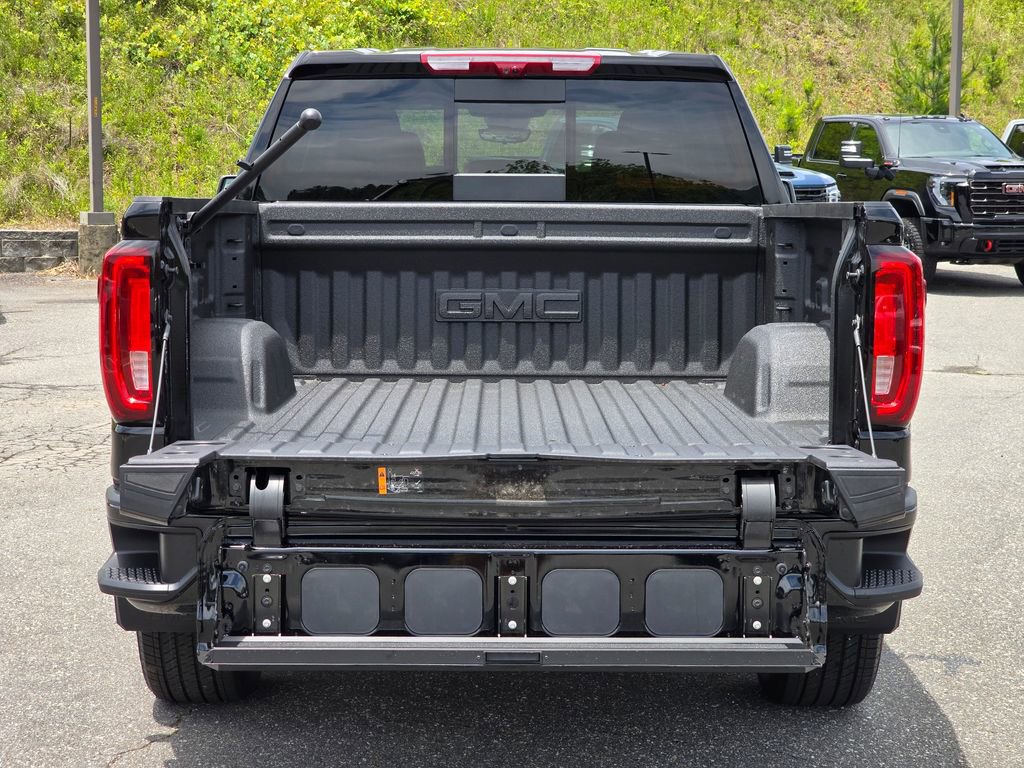 New 2025 GMC Sierra 1500 Denali w/ Denali Reserve Package image 14