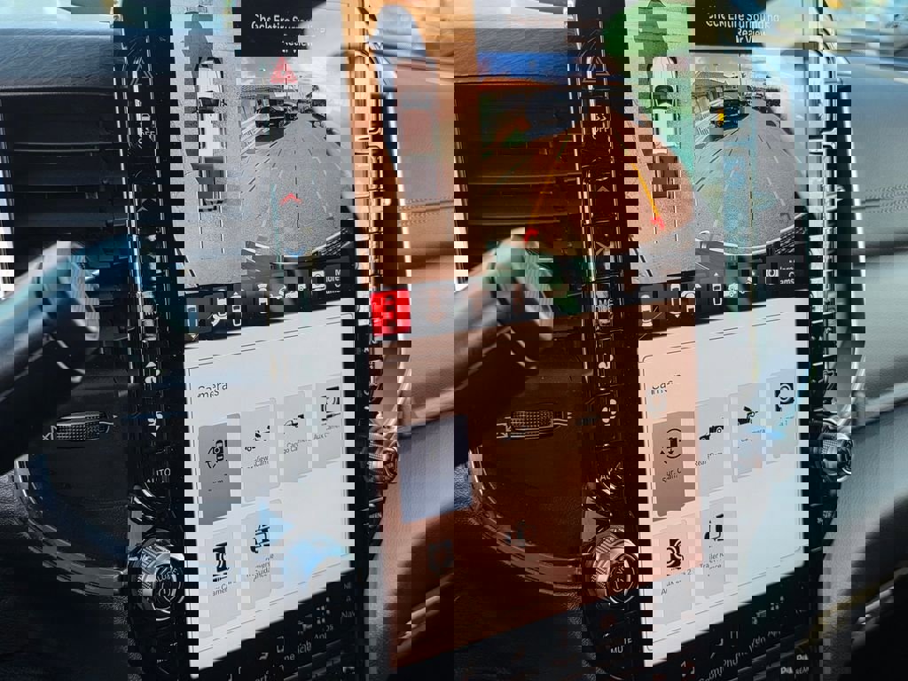 New 2026 RAM 2500 Laramie AWD/4WD image 16