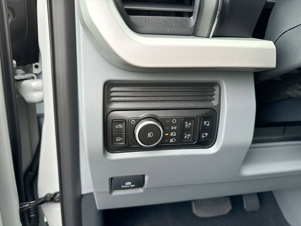 New 2026 Ford F250 XLT w/ XLT Premium Package image 18