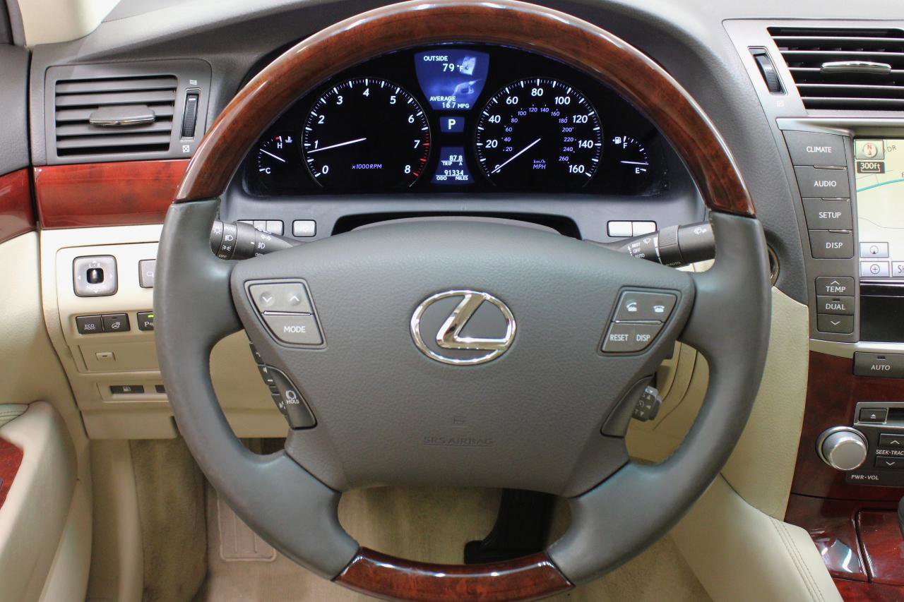 Used 2012 Lexus LS 460 w/ Comfort Pkg RWD image 57