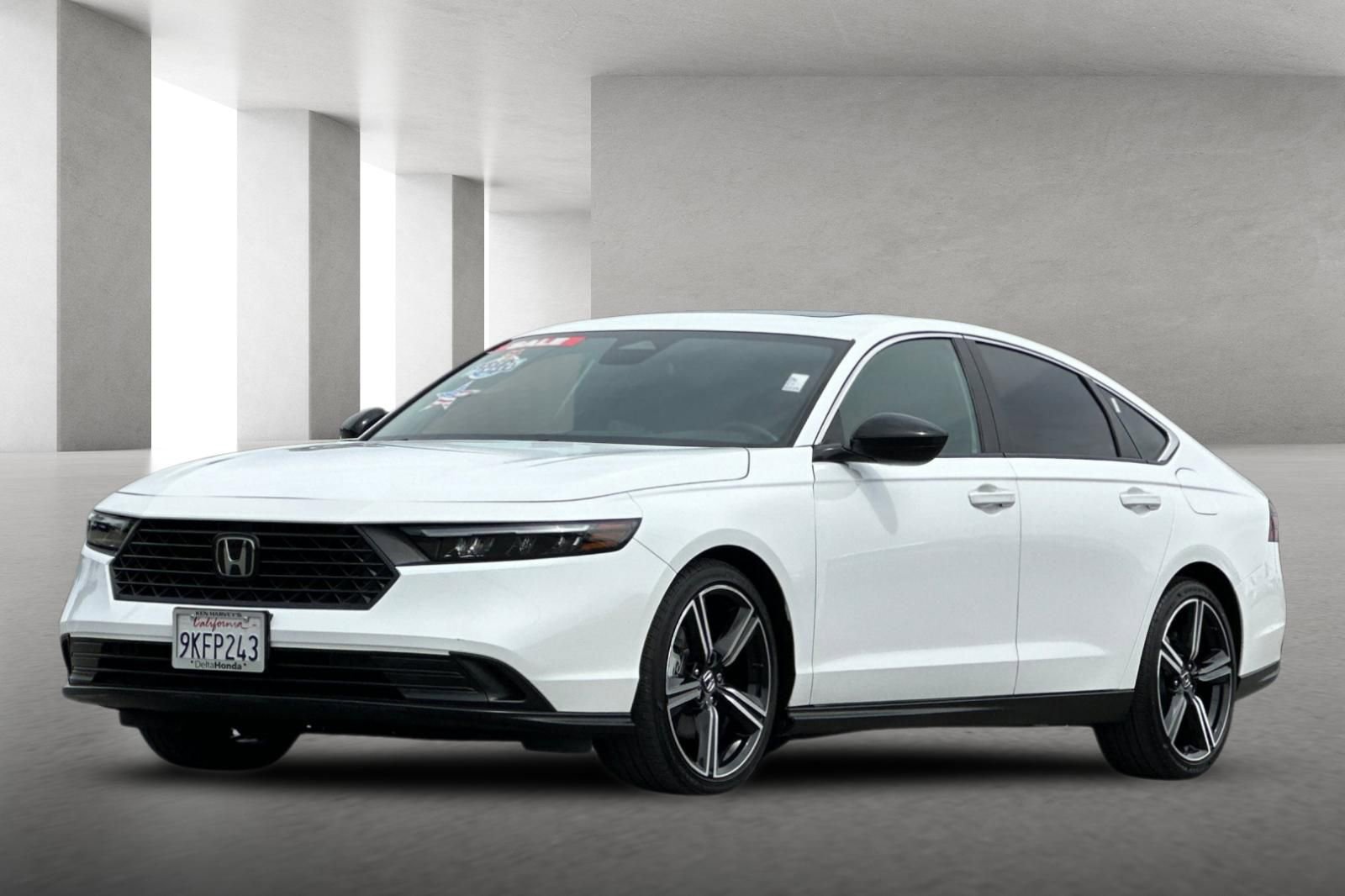 Used 2024 Honda Accord Sport image 8
