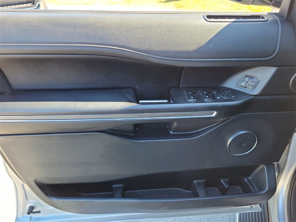 Used 2019 Ford Expedition XLT w/ Equipment Group 202A image 22
