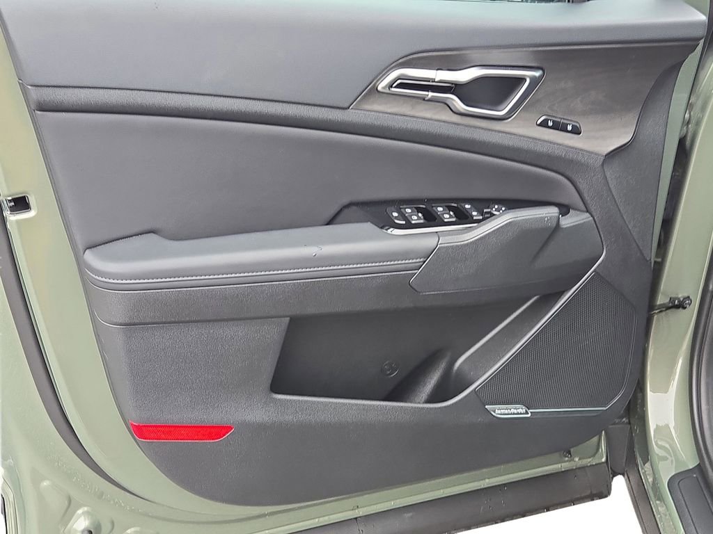 Used 2025 Kia Sportage X-Pro Prestige image 16