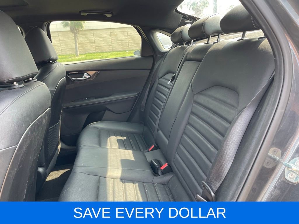 Used 2022 Kia Forte GT-Line w/ GT-Line Premium Package FWD image 16