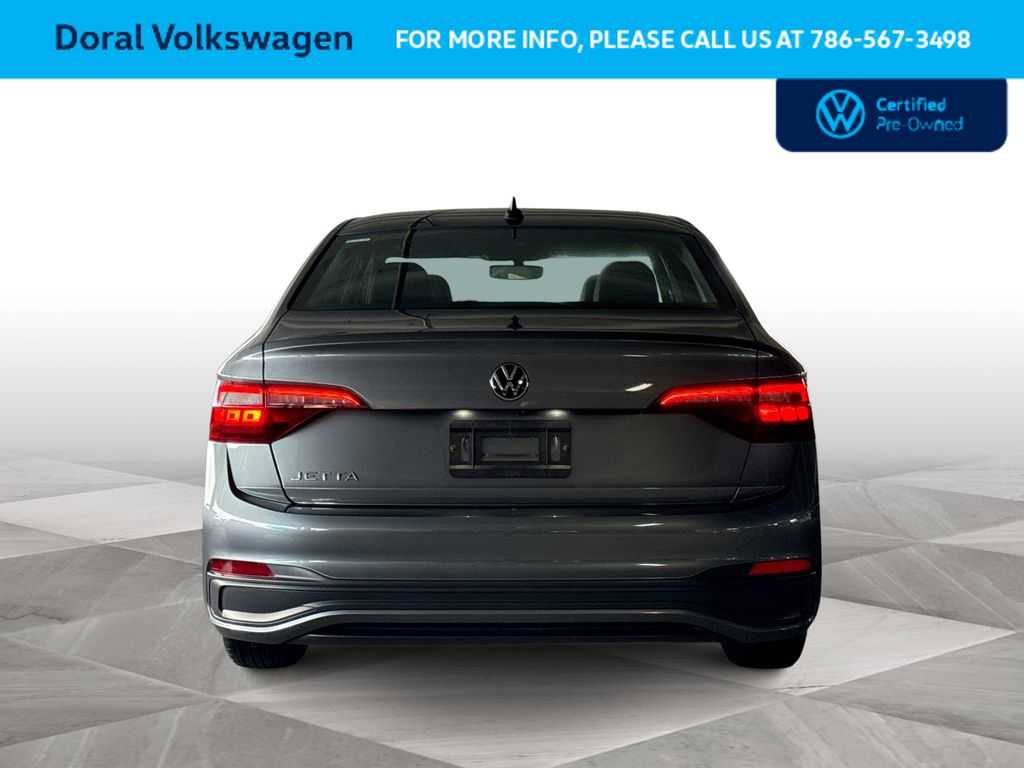 Certified 2023 Volkswagen Jetta Sport FWD image 7
