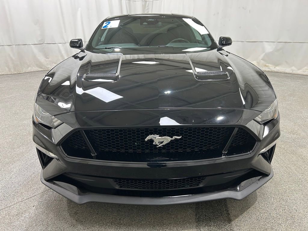 Used 2022 Ford Mustang GT image 3