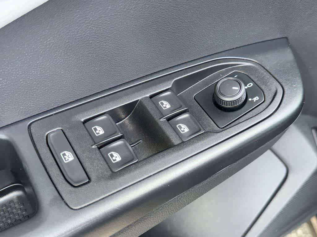 Certified 2024 Volkswagen Taos S FWD image 21