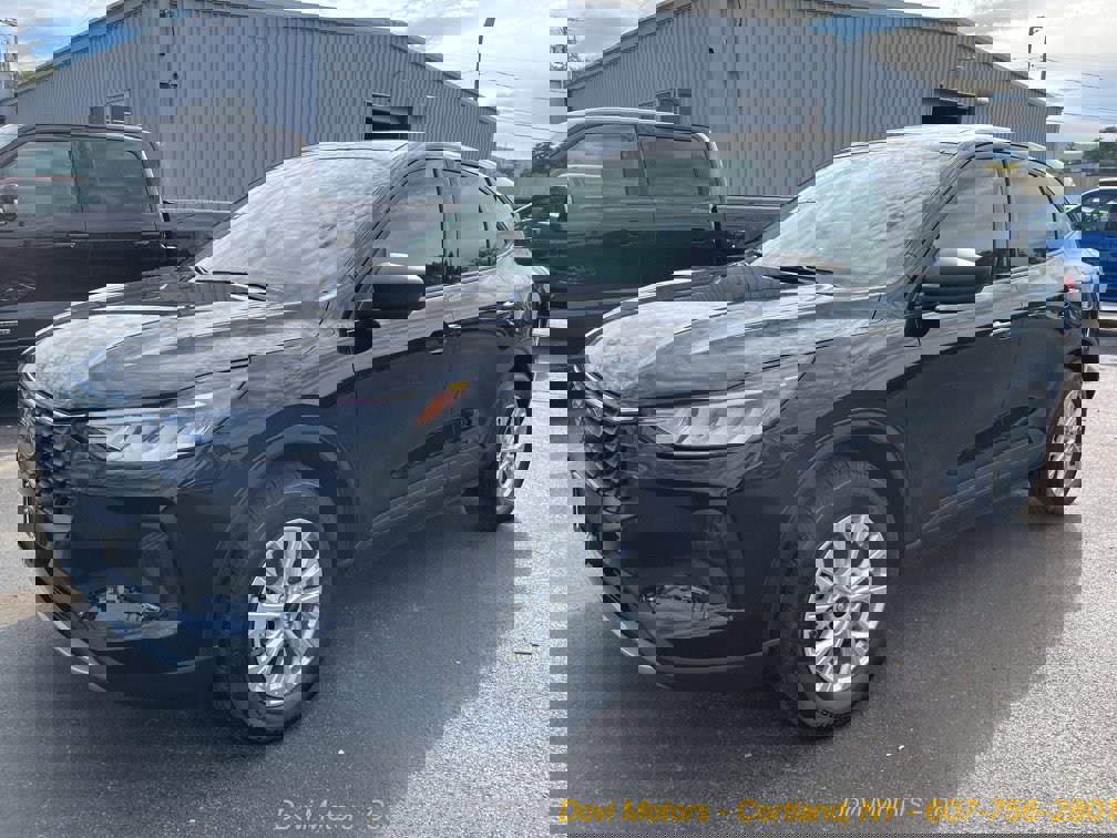 Used 2025 Ford Escape Active w/ Cold Weather Package