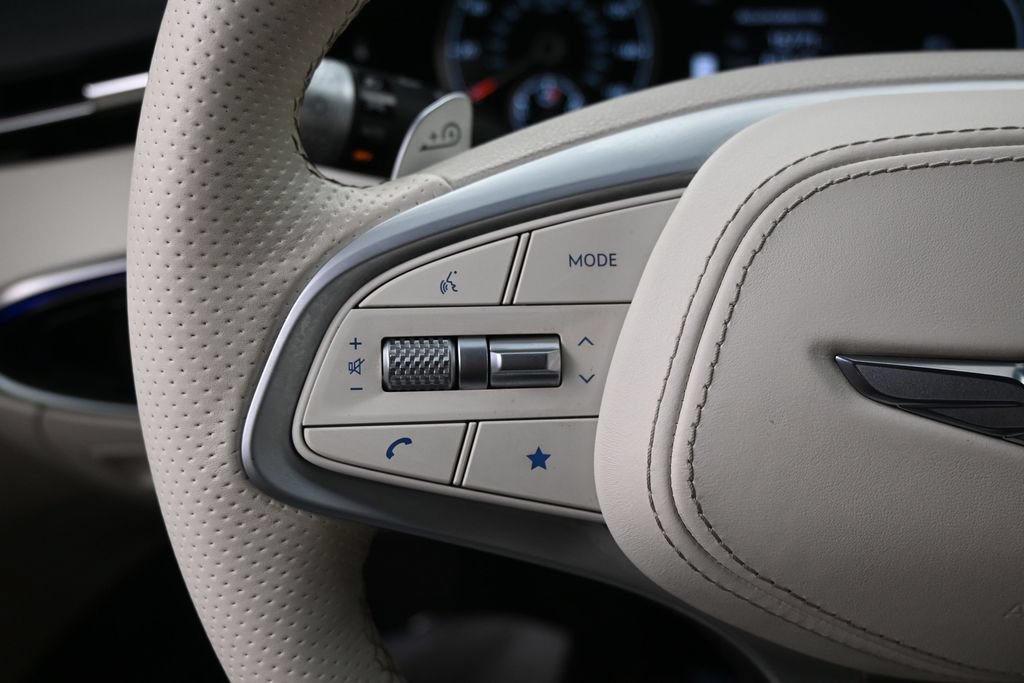 Used 2024 Genesis Electrified GV70 AWD/4WD image 22