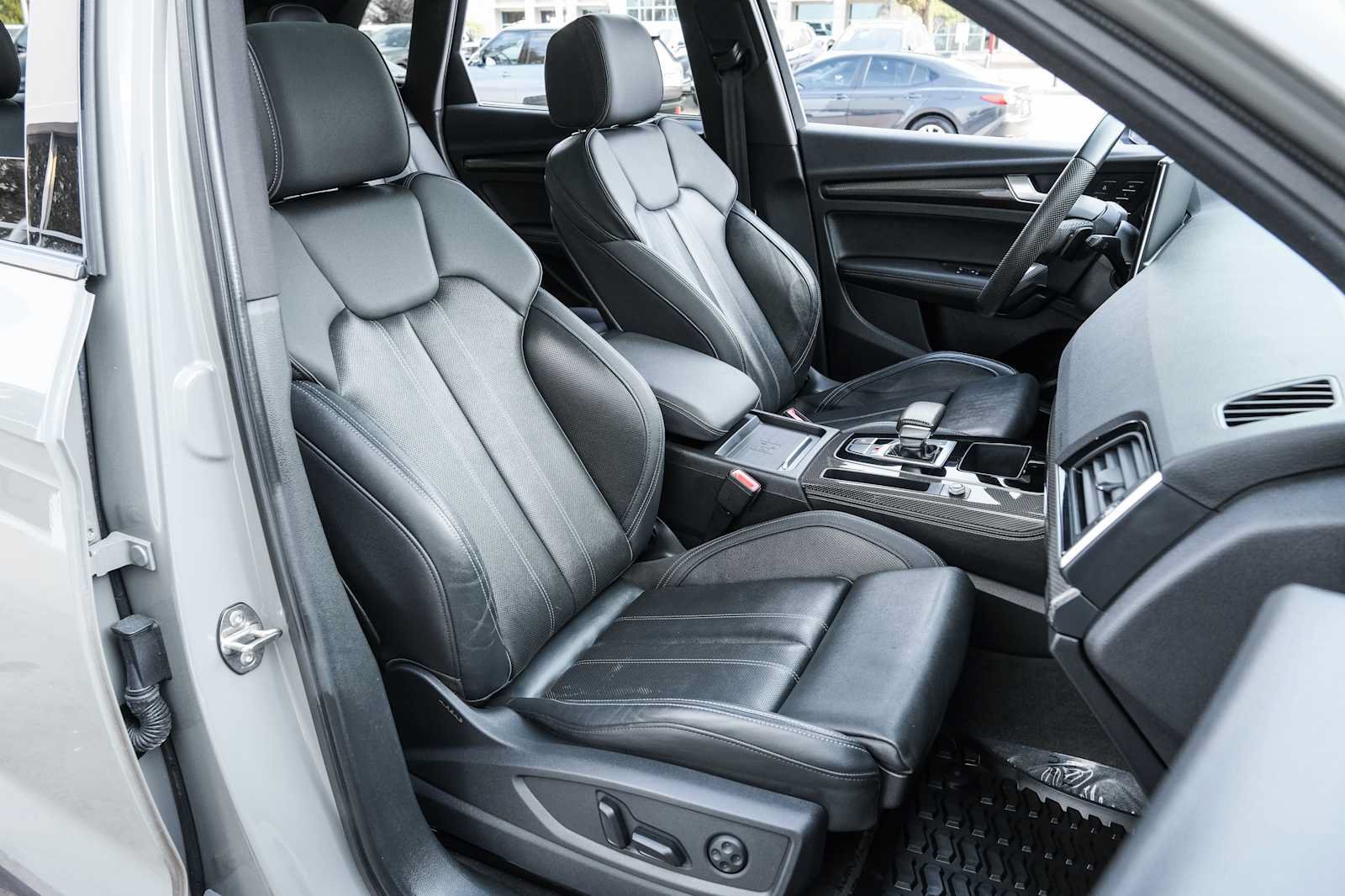 Used 2021 Audi SQ5 Premium Plus w/ Premium Plus Package AWD/4WD image 28