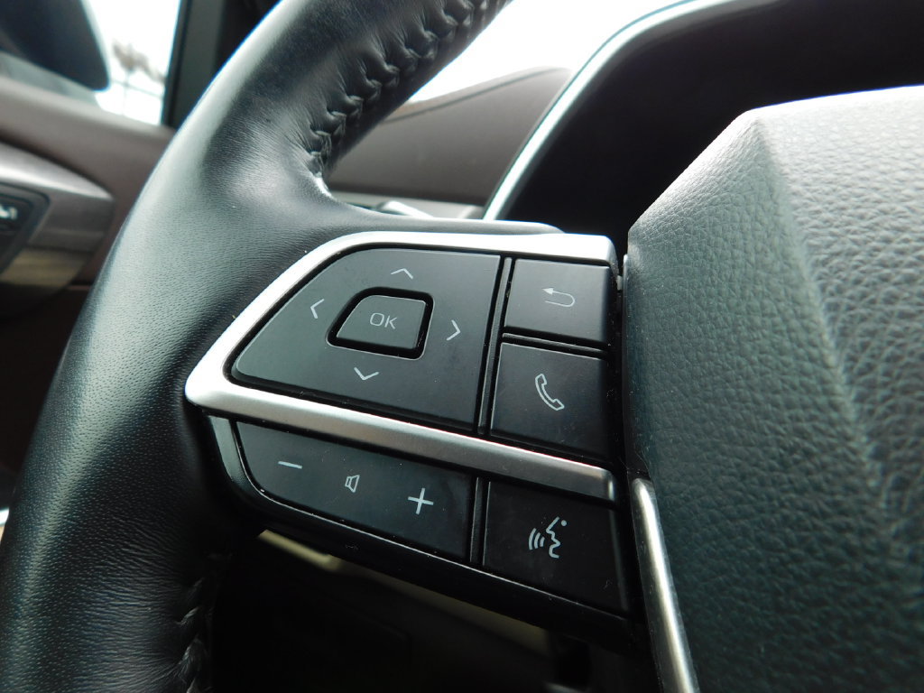 Used 2022 Toyota Highlander Limited FWD image 30