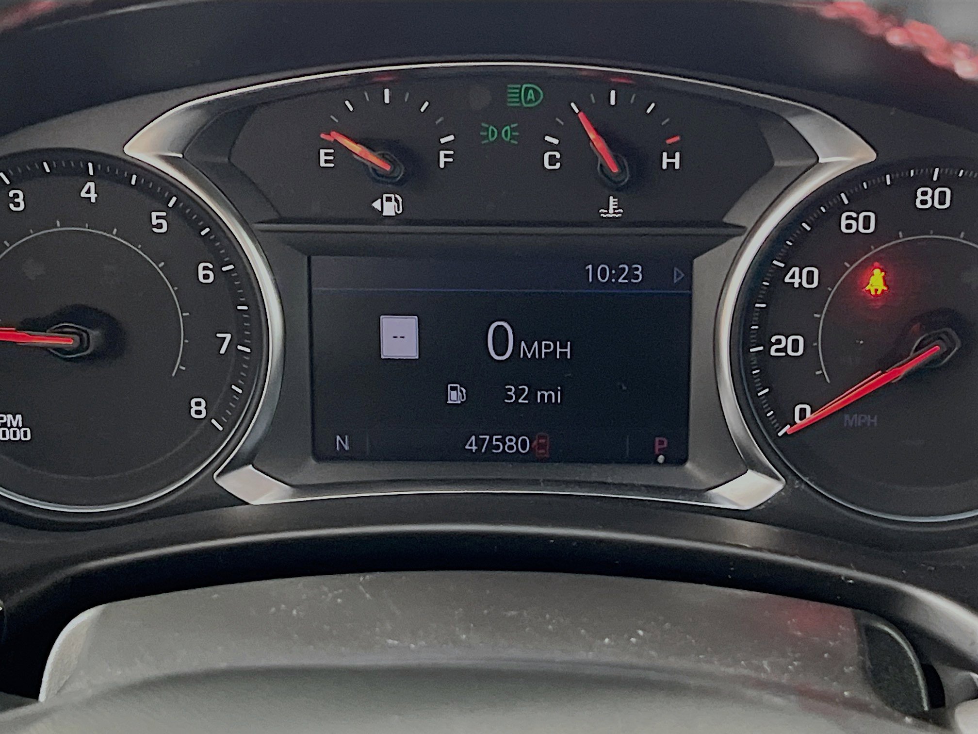 Used 2023 Chevrolet Equinox RS w/ RS Leather Package FWD image 22