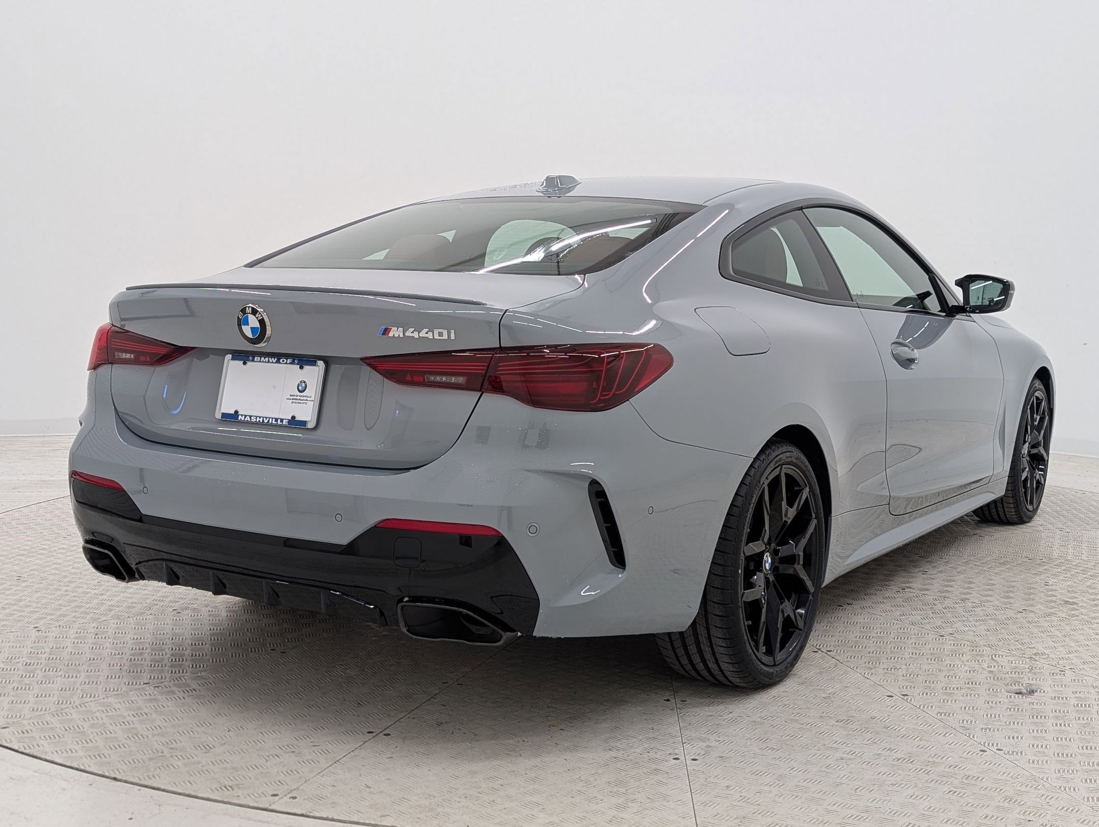 New 2026 BMW M440i Coupe w/ Parking Assistance Package RWD image 8