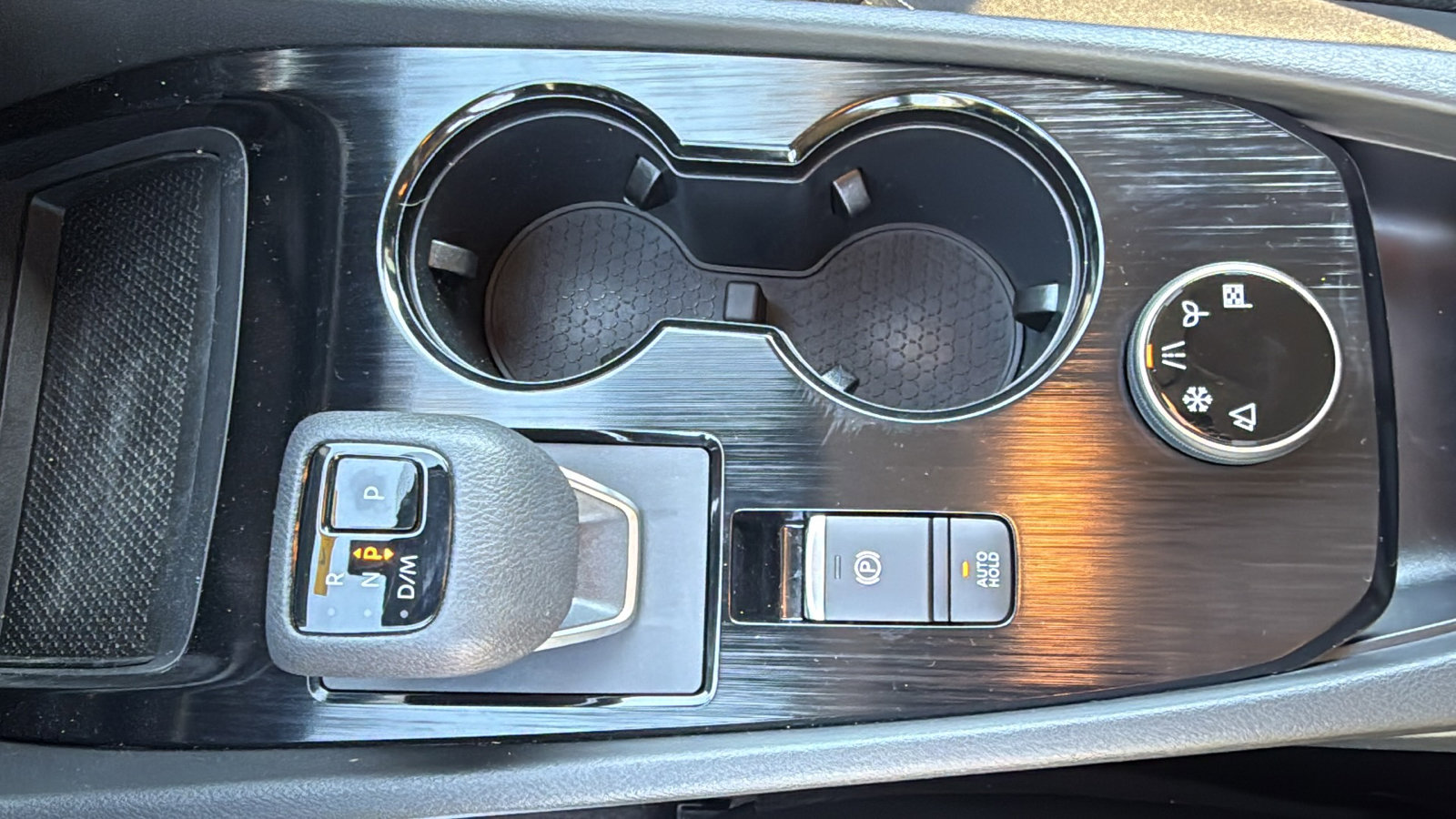 Certified 2024 Nissan Rogue SV AWD/4WD image 17