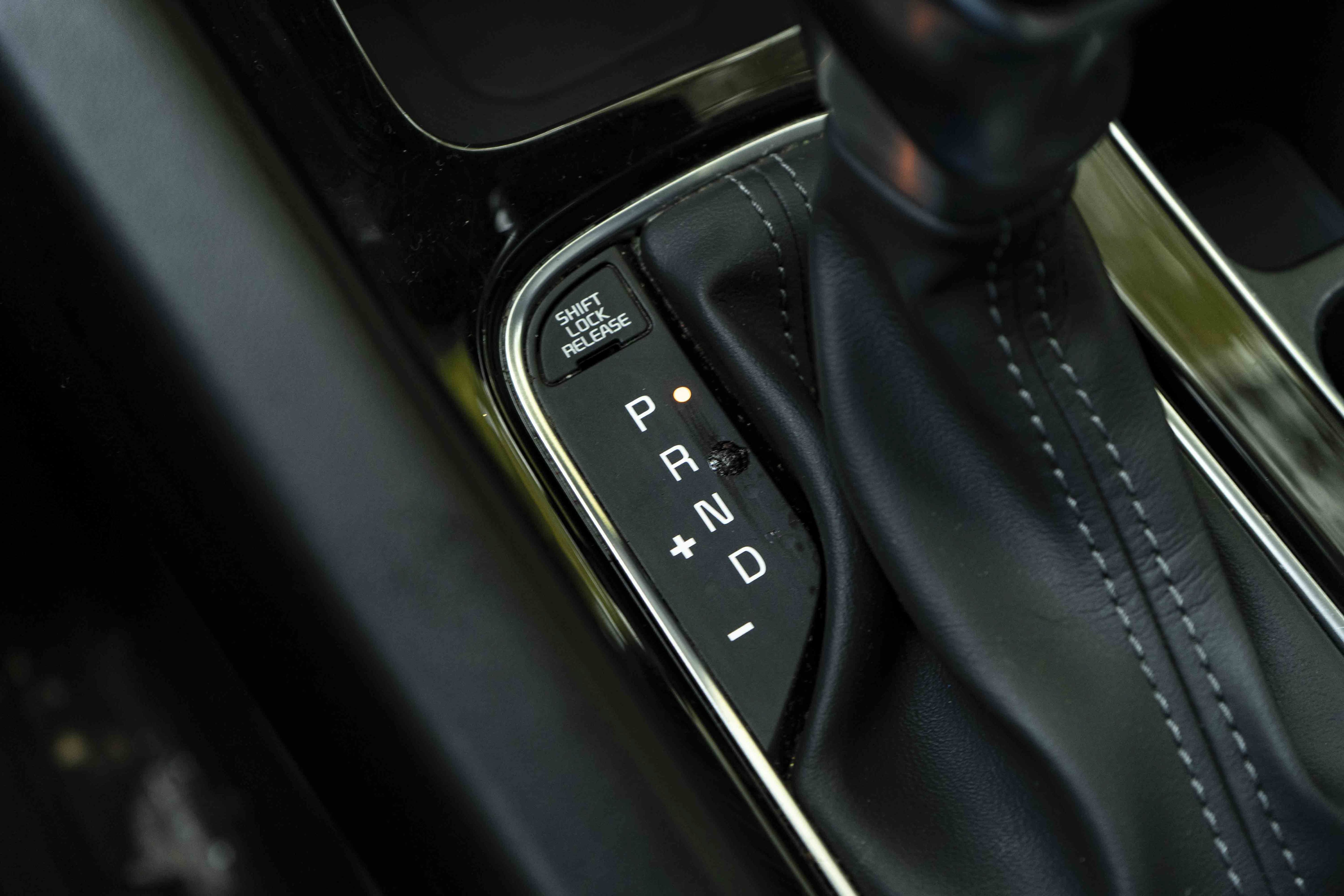 Used 2025 Kia Telluride S FWD image 30