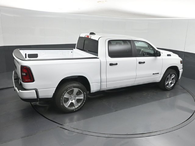 New 2027 RAM 1500 Express AWD/4WD image 43