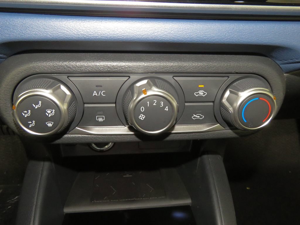 New 2025 Nissan Versa SV w/ Trunk Package image 25