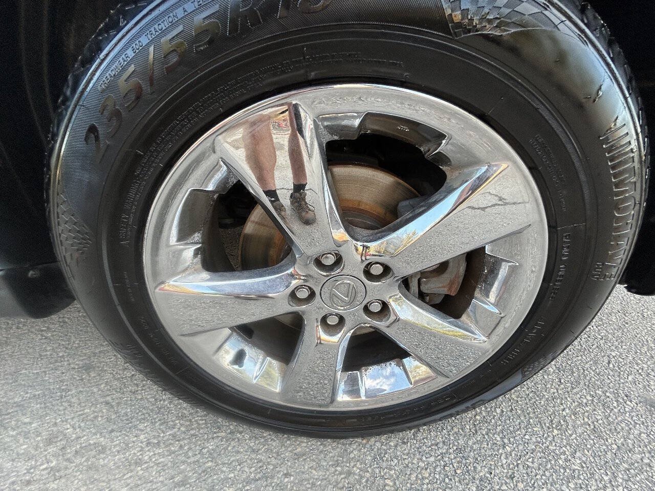 Used 2005 Lexus RX 330 FWD image 12