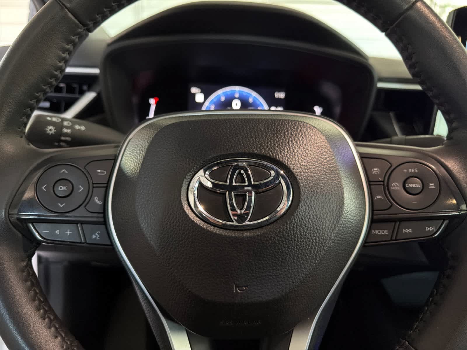 Used 2026 Toyota Corolla SE FWD image 24