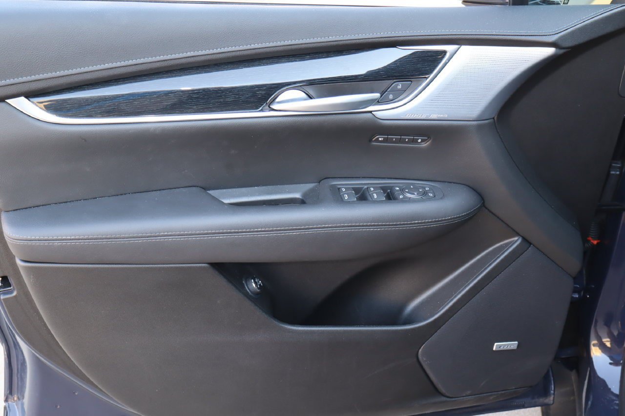 Used 2025 Cadillac XT5 Premium Luxury FWD image 21