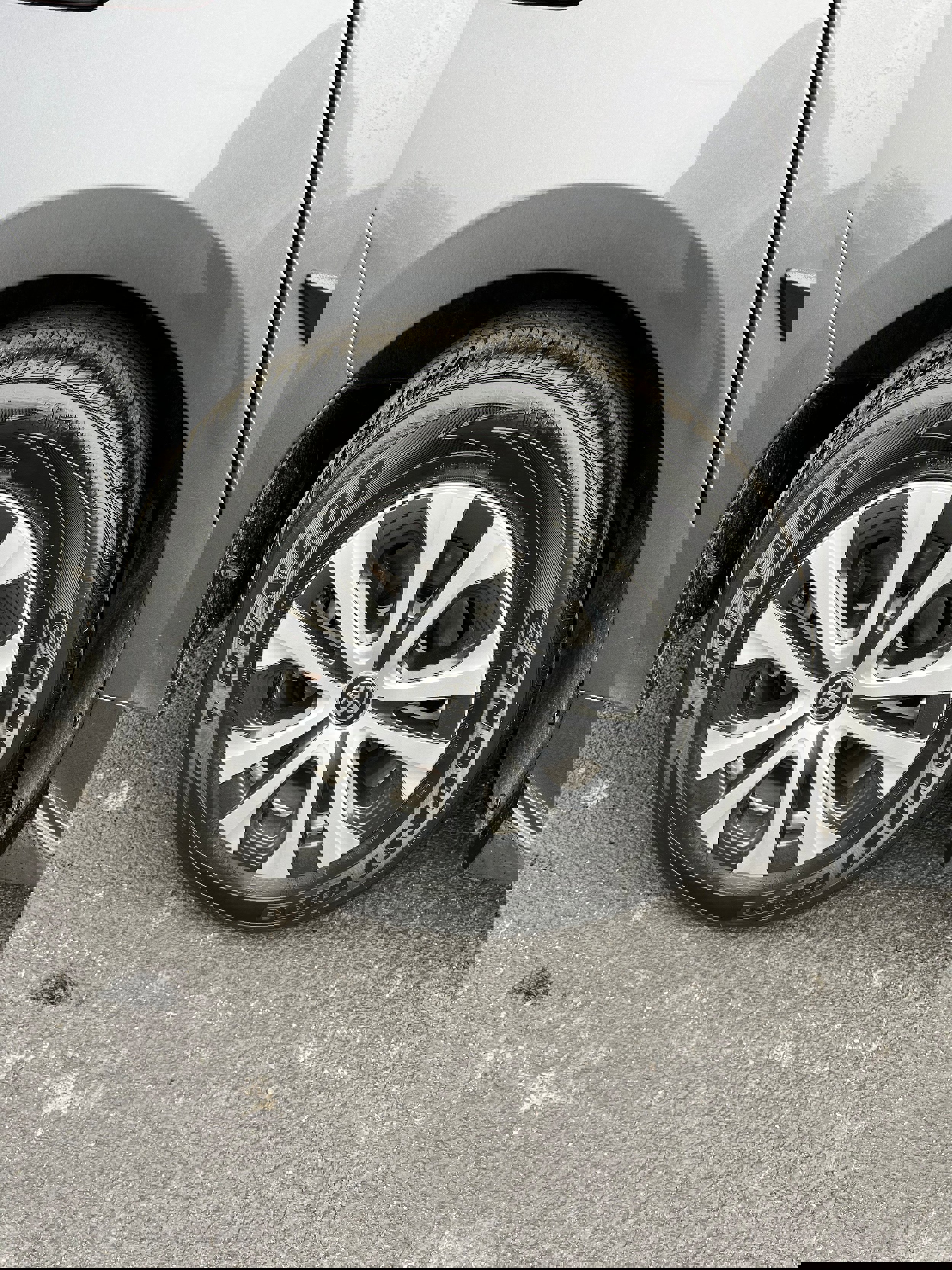 Certified 2022 Toyota Prius Prime LE image 5