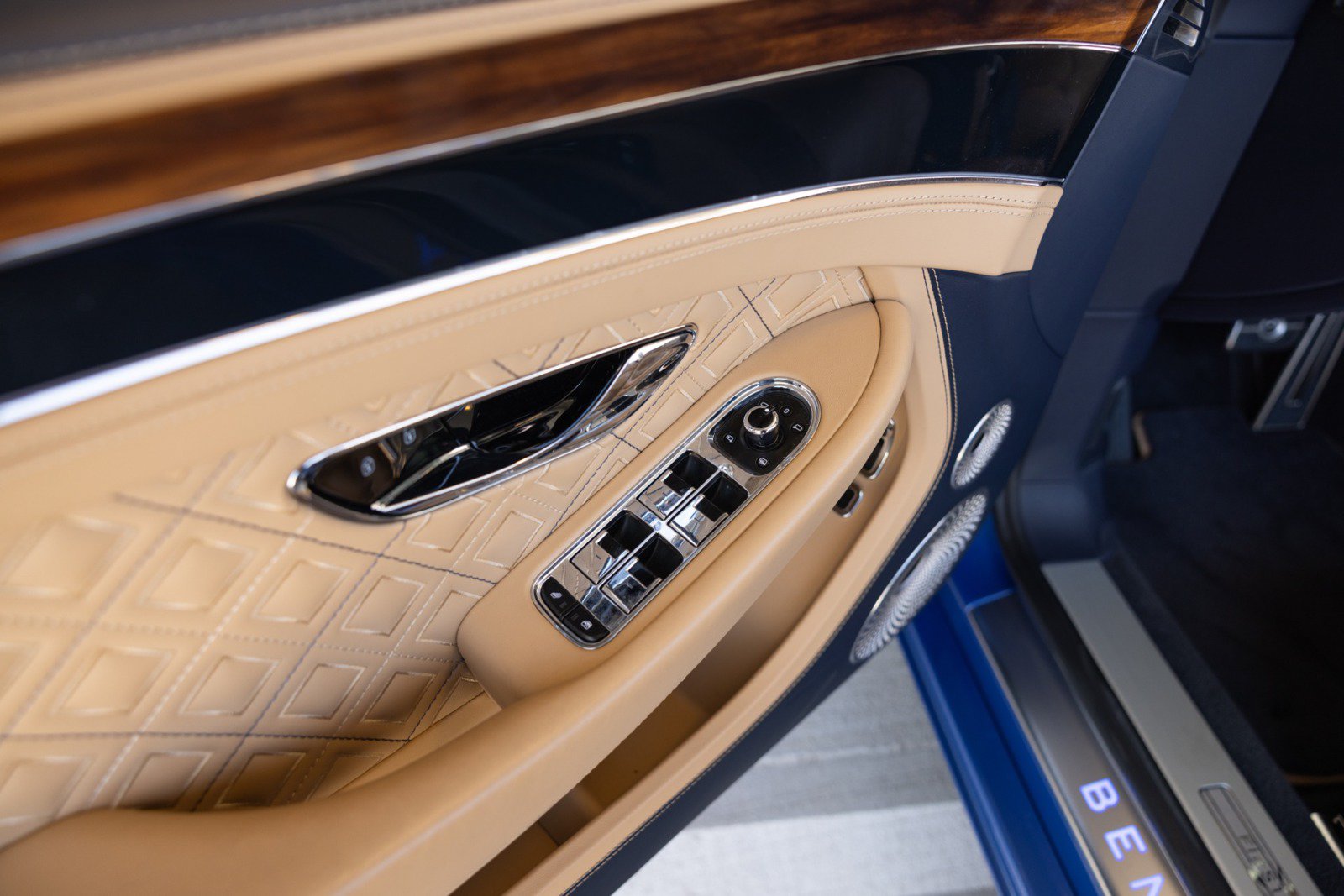 Used 2020 Bentley Continental GT V8 AWD/4WD image 43