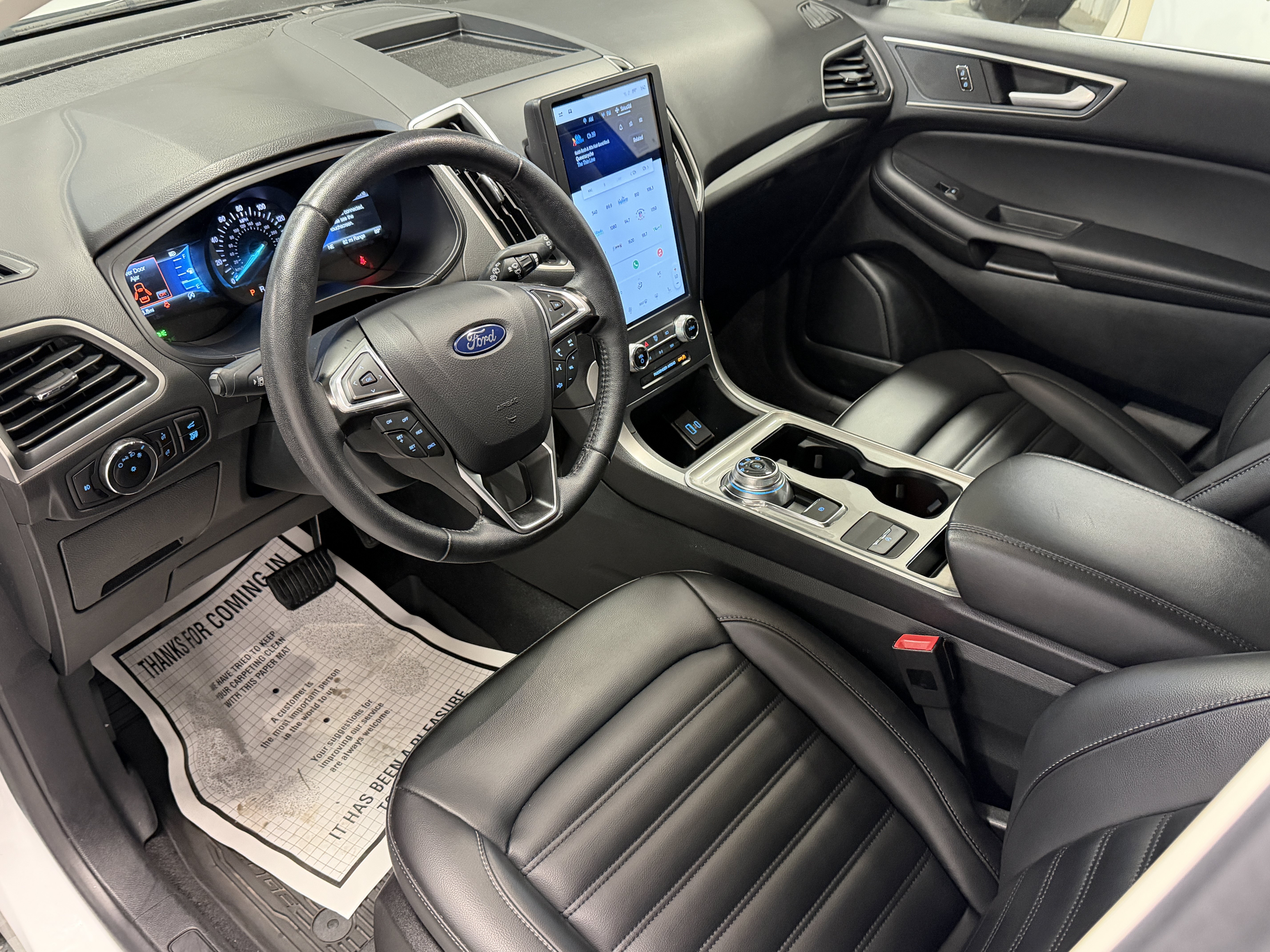 Used 2024 Ford Edge SEL w/ Convenience Package AWD/4WD image 4