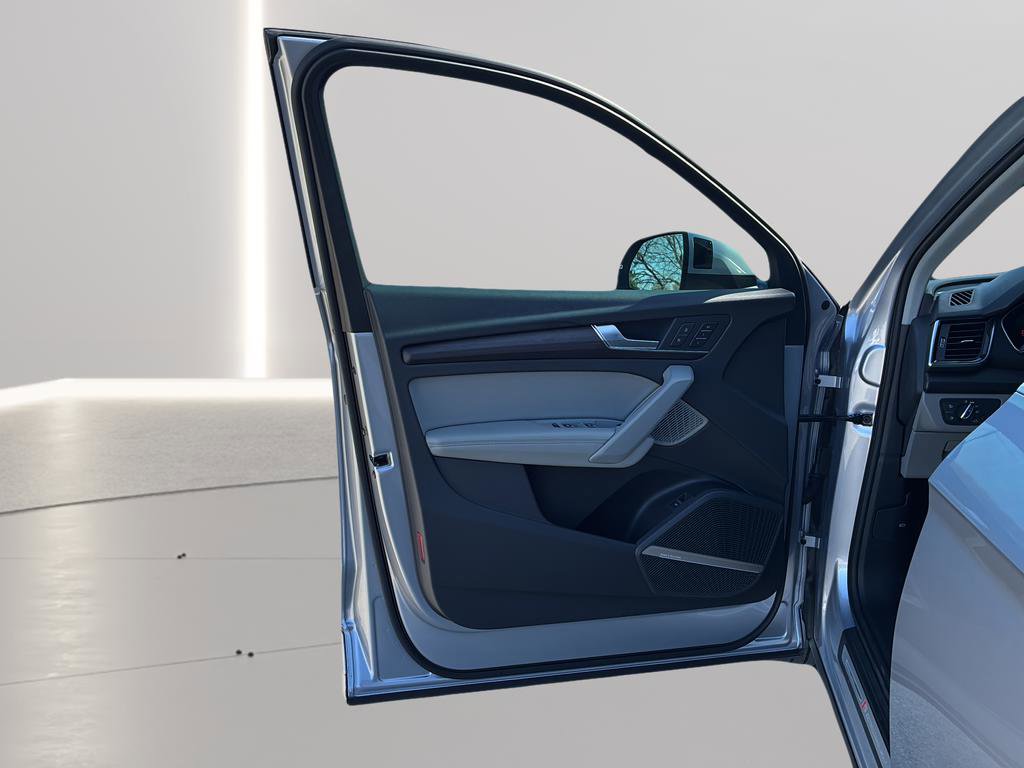 Used 2022 Audi Q5 2.0T Premium Plus image 11