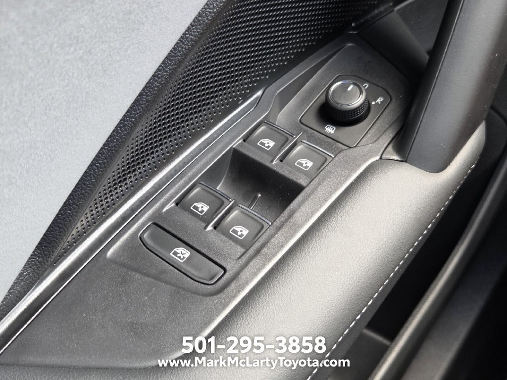 Used 2026 Volkswagen Tiguan SE R-Line FWD image 24