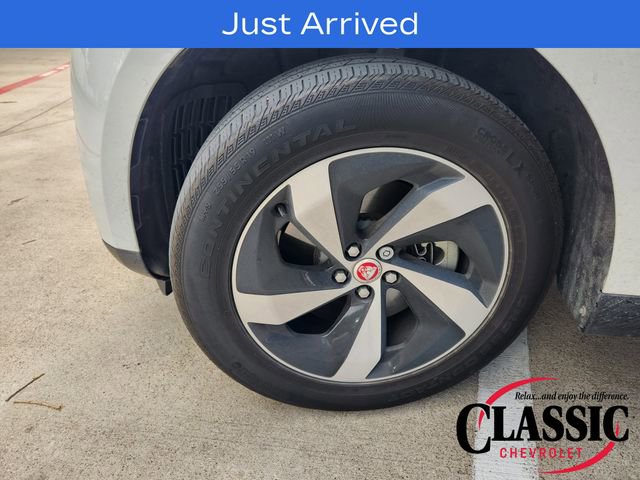 Used 2023 Jaguar F-PACE S image 11