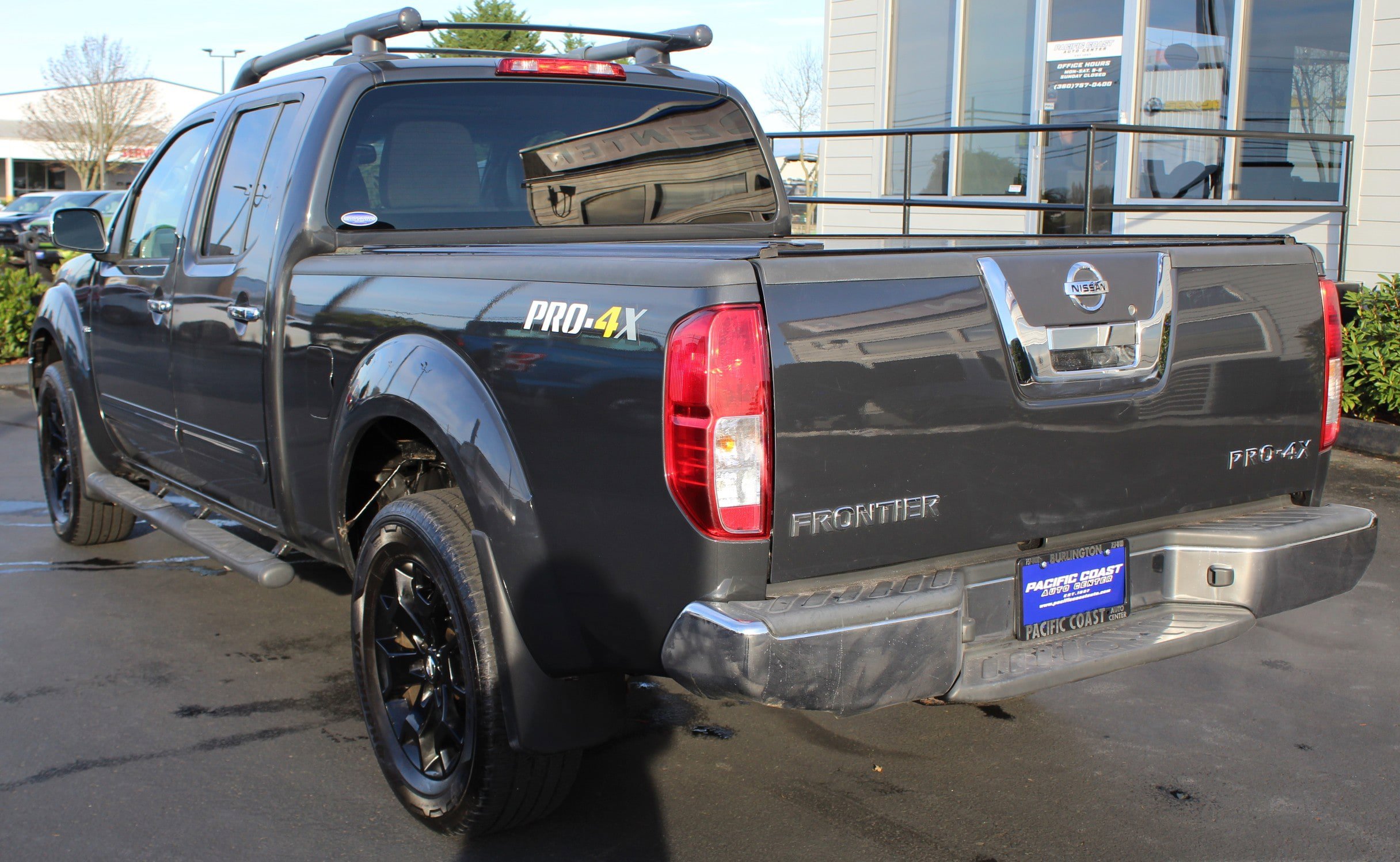Used 2012 Nissan Frontier 4x4 Crew Cab Long Bed image 4