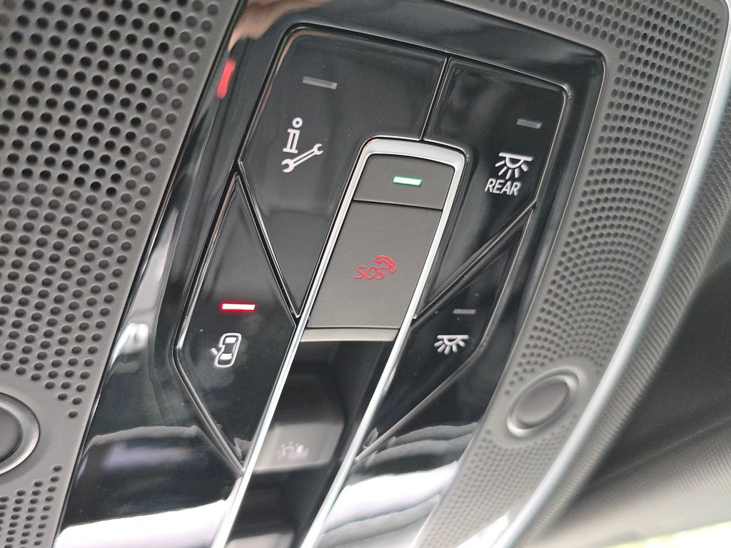 New 2026 Audi A8 L 3.0T AWD/4WD image 32