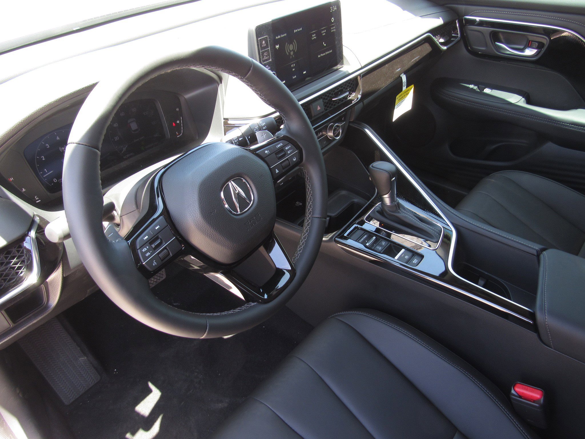 Certified 2025 Acura ADX FWD image 18