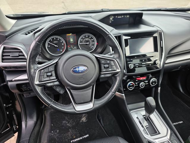 Used 2020 Subaru Forester Premium image 19
