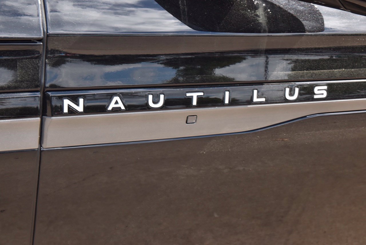 New 2026 Lincoln Nautilus Reserve AWD/4WD image 42
